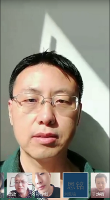 于院长正在领读在朗读完全篇内容后,于焕强院长对我们说了这样一番话