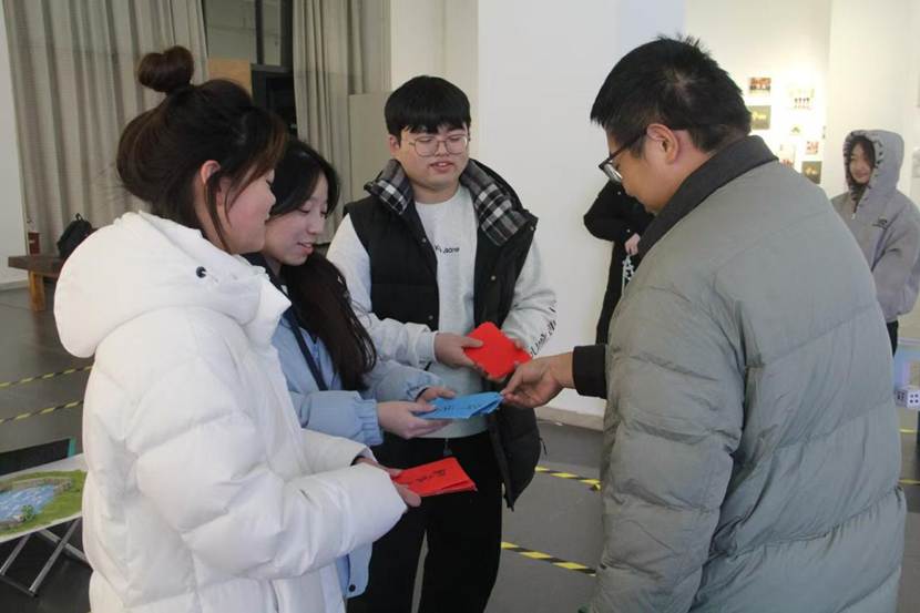 e1887e11001ccf978b8adcea44be3bc2